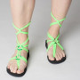 Зелени връзки за сандали (снимка)